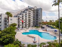 Epic Area Studio Lake View Pool Free Parking - Ferienwohnung Orlando