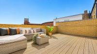 Modern Ealing Broadway Apt -2 mins To Tube & Well-Equipped - Chambres d'hôtes Ealing