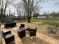 Hot Tub Sleeps 10 Bourbon Trail Historic Home - B&B Coxs Creek