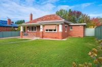 Red Brick Beauty - Central Cottage - B&B Albury
