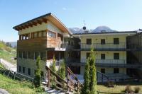 Dolomites Mountain Residence - Cozy Alpine Chalets with Private Parking - B&B Vodo di Cadore