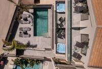 Old Cinema Suites - Stylishly Decorated Retreat with Pool or Jacuzzi by the Sea in the Heart of Laganas Βy Villa Mana Gers - B&B Laganás