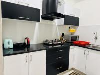 Superior One-Bedroom Apartment