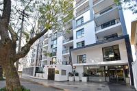 Modern Executive Brick Loft - Steps to Rosebank Mall ,The Zone and Gautrain Station-Self Check In - Ferienwohnung Johannesburg