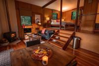 Hideaway Cottage – Silky Oak