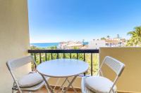 #063 Beach Apartment Steps from Ocean - B&B Albufeira