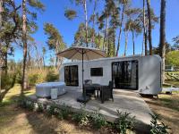 Ferienhäuser Insel Usedom - Luxuswohnwagen Doppeltür mit Whirlpool - Chambres d'hôtes Lütow