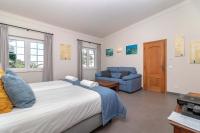 Casa Bruella - Walk to beach Pool WiFi and BBQ - Chambres d'hôtes Carvoeiro