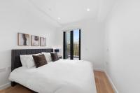 Modern 1-Bedroom Apartment with Balcony Views - B&B Londra