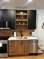 Urban Jungle Studio #212, Downtown, AC - B&B Halifax