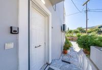 Donna's Luxury home in Kassiopi with Pool 300m to Sea - B&B Kassiopi