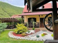 Cabana Poarta Raiului - B&B Mada
