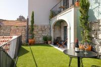 Boutique Studio with Terrace & Panoramic Views - Chambres d'hôtes Porto