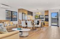 Lake Haven Apartment 3 - modern and popular near lake and town - B&B Taupo