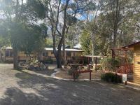 Froggys Quarters Cabin 8 Possum - Chambres d'hôtes Halls Gap