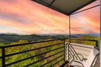 HighView Suites | Hot tub & Pool access! - B&B Gatlinburg