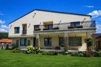 Transylvania Inn - Garden Retreat Near Red Lake - Chambres d'hôtes Gheorgheni