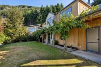 Mountain View Retreat | Panoramic Lake & Mountain Views - B&B Queenstown