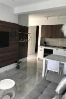 Appartamento con 1 Camera da Letto, Balcone e Vista Mare