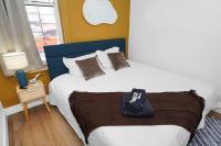 Chicago 3BR King Beds Sleeps 8 Near Humboldt Park - Chambres d'hôtes Chicago