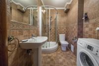 One-Bedroom Apartment with balcony nr 13