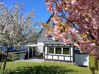 Landhaus Augenblicke in Olsberg - modernes Ferienhaus mit Garten - B&B Olsberg