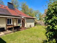 Haus direkt am See, 50m zum Strand, mit Garten & Kamin - Chambres d'hôtes Warin