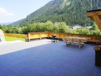 Apartment in Flachau with Mountain Views - B&B Flachau