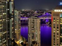 Luxury CBD Apt with 180 River Views & Rooftop Pool - B&B Brisbane