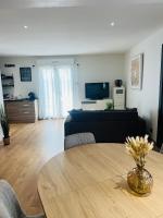Appartement neuf 6 couchages - Ferienwohnung Saint-Laurent-d'Aigouze