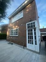 Luxury Villa Chalet with garden and private pool - Chambres d'hôtes Rivas-Vaciamadrid