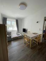 Přízemní moderní byt 2kk s výhledem do zahrady - Chambres d'hôtes Hradec Králové