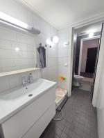 2h k 50m2, 6 hlölle, ilmastointi, Rewell ilmainen parkkihalli - B&B Vaasa