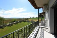 Countryside villa in private 2,400 sqm estate - Bed and Breakfast Néos Skopós