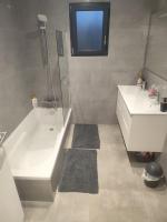Chambre spacieuse #3 - B&B Clonas-sur-Varèze