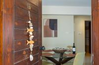 Peyia Hilltop Retreat - Village Views & Sunsets - Bed and Breakfast Pégeia