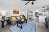 Summer Special! Renovated Resort Condo - on the Beach! - B&B Panama City Beach