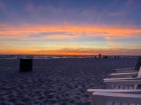 Walk to Beach, Private Beach Townhome, Backyard, Fire Pit, Shell Island & St Andrews State Park - Bed and Breakfast Panama City Beach