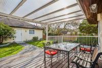 Spacious Queen Elizabeth Park Home-Walk to Train-Sleeps 10 - B&B Vancouver