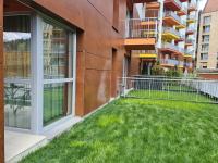 Stylish Sinaia Stay - Yard and Views - B&B Sinaia