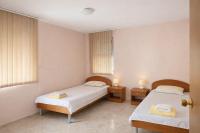 Sunny Beach Bravo 3 - 2BR Pool View Apartment - B&B Slanchev Bryag