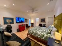 The Signature Orange Grove King Suite - Chambres d'hôtes Lake Alfred