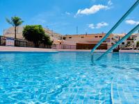 Coral Mar apartment w pool - Bed and Breakfast Arona