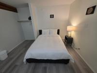 Spacious 3-Bedroom Private Guest Suite - Ferienwohnung Inuvik