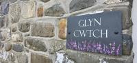 Welsh hilltop escape Llandeilo-Glamping and holiday let - B&B Llandeilo