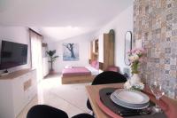 Charming Studio with BBQ Near Airport & Old Town - B&B Kanali