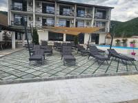 Vila La Faleza Dubova - Bed and Breakfast Dubova