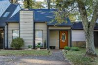 Heritage Haus - Stylish 2BR w Deck Near Marietta Square, Dogs OK - Bed and Breakfast Marietta