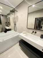 LEOGRAND Jacuzzi on Shevchenka 27 - Ferienwohnung Lwiw