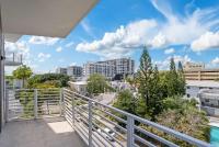 NEW Modern Condo FREE Parking & High Speed Wifi - B&B Hollywood